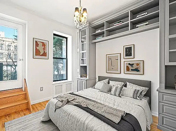 225 West 10th Street D image 2 of 8