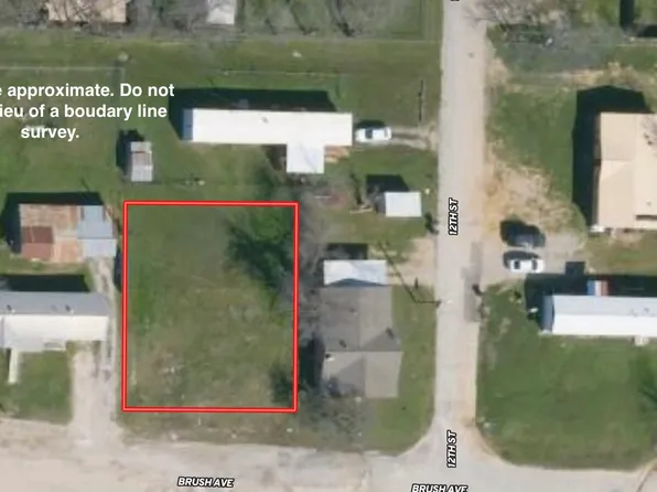 1107 Brush St, Bridgeport, TX 76426