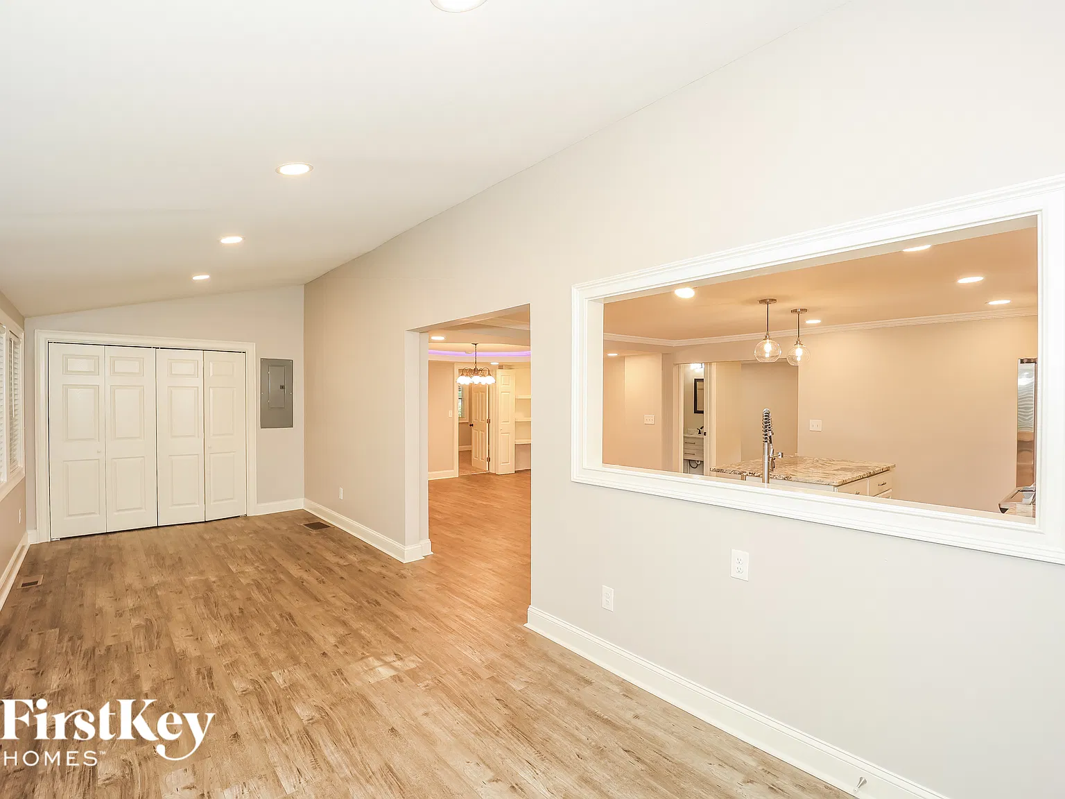 4 bed, 3.5 bath, 2200 sqft, $3,415 — Photo 2