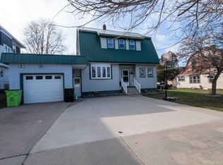 319 Maple St, Munising, MI 49862