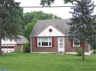 1552 Saint Peters Rd, Pottstown, PA 19465