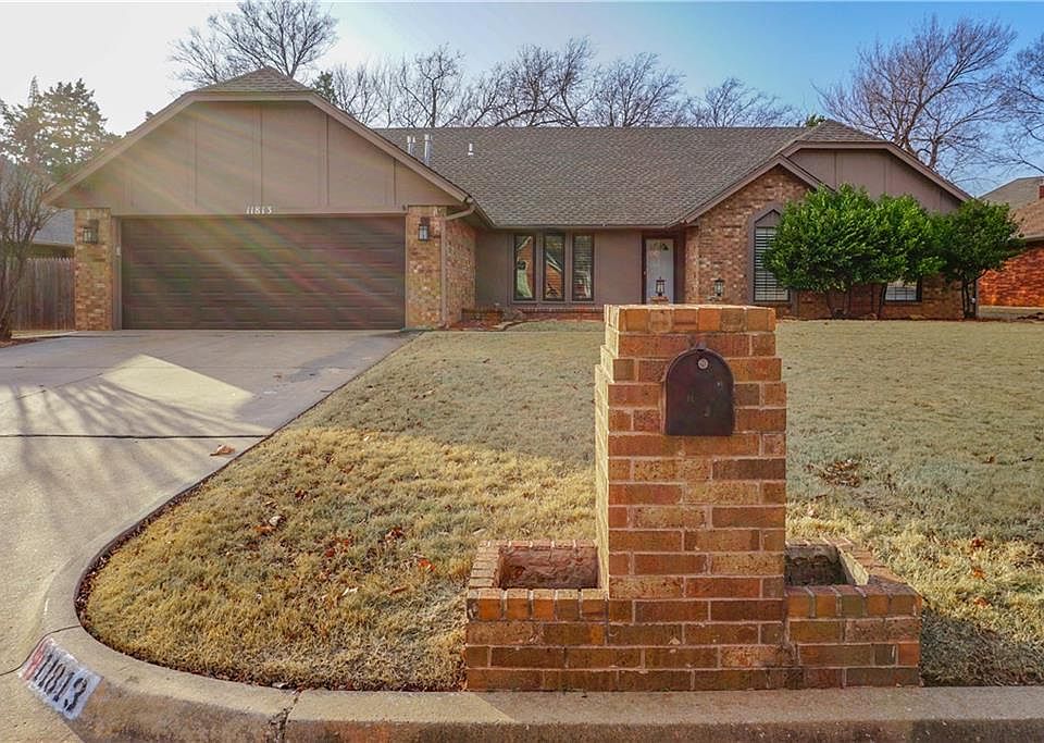 1st image of 11813 Sorrento Ln