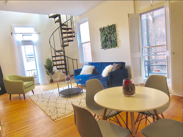 1734 Spruce St #2R — Photo 7