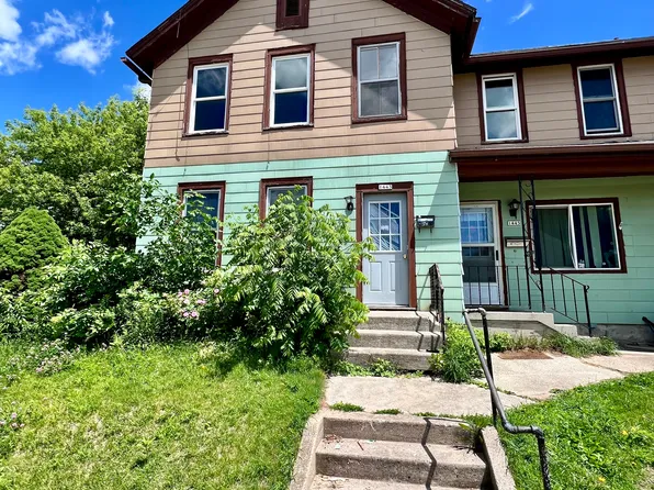 1443 S 14th St, Sheboygan, WI 53081