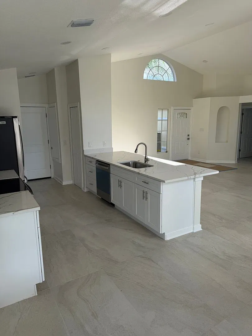 3/2 Pool Home for Rent — Photo 2
