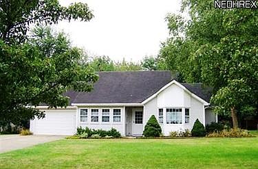 1st image of 374 Arbor Ct
