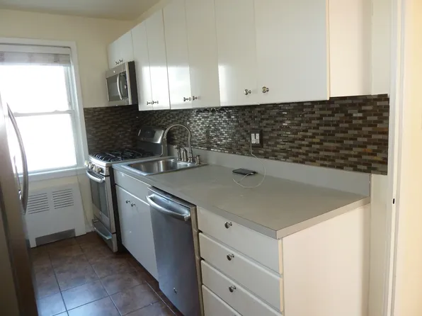 251-25 71st Avenue image 1 of 10