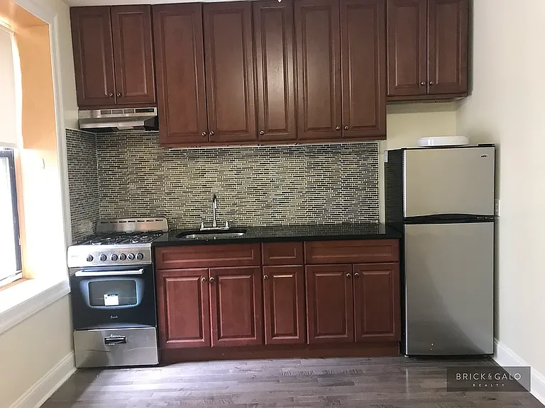 184 Clarkson Ave #1H — Photo 2