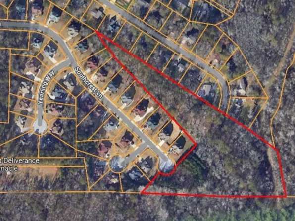 5770 Southcrest Ln, Lithonia, GA 30038