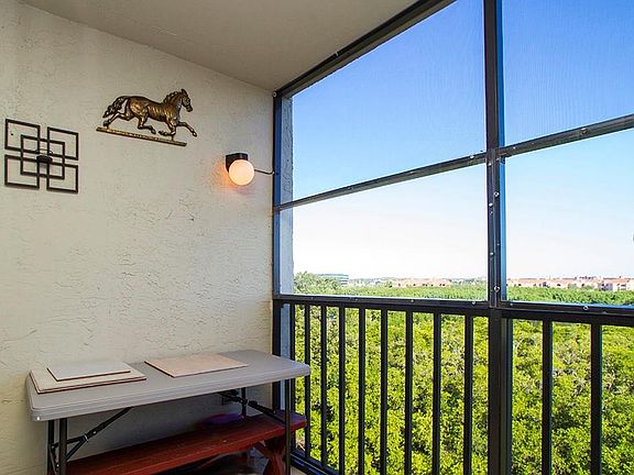 3rd image of 900 Cove Cay Dr Unit 5D