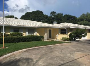 627 Poinsettia Rd, Belleair, FL 33756