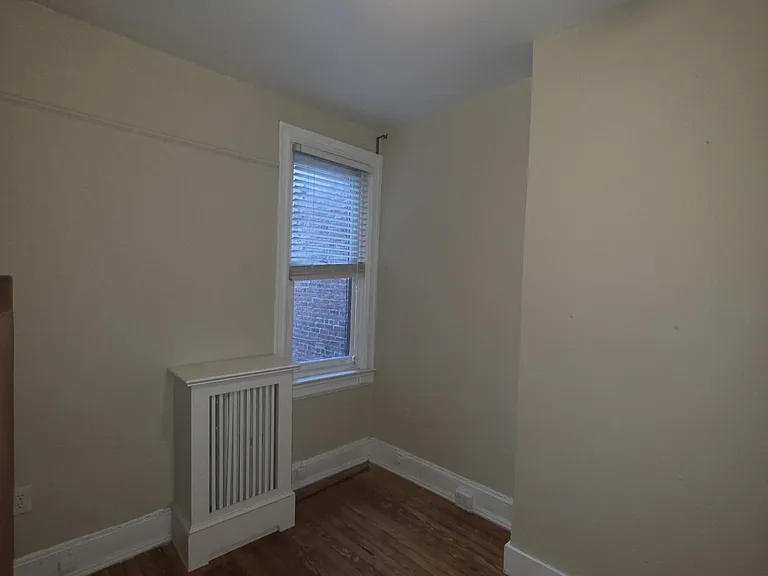 1242 Columbia Rd NW — Photo 8