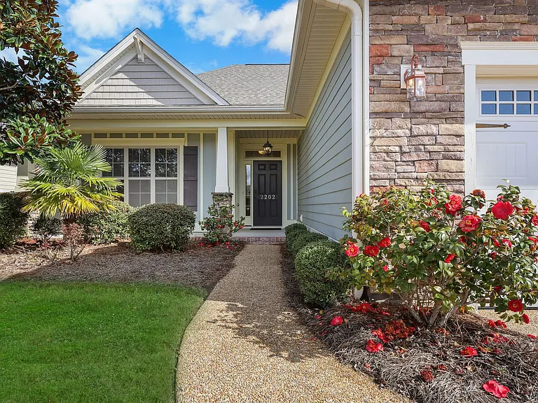 2202 E Oak Bridge Way — Photo 3