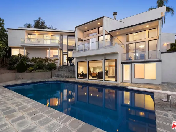 940 Linda Flora Dr, Los Angeles, CA 90049