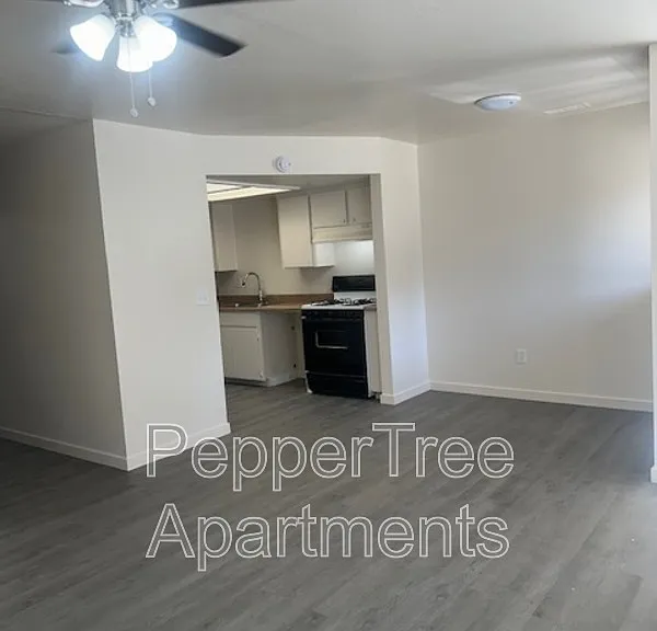 760 E Elm Ave #A — Photo 15