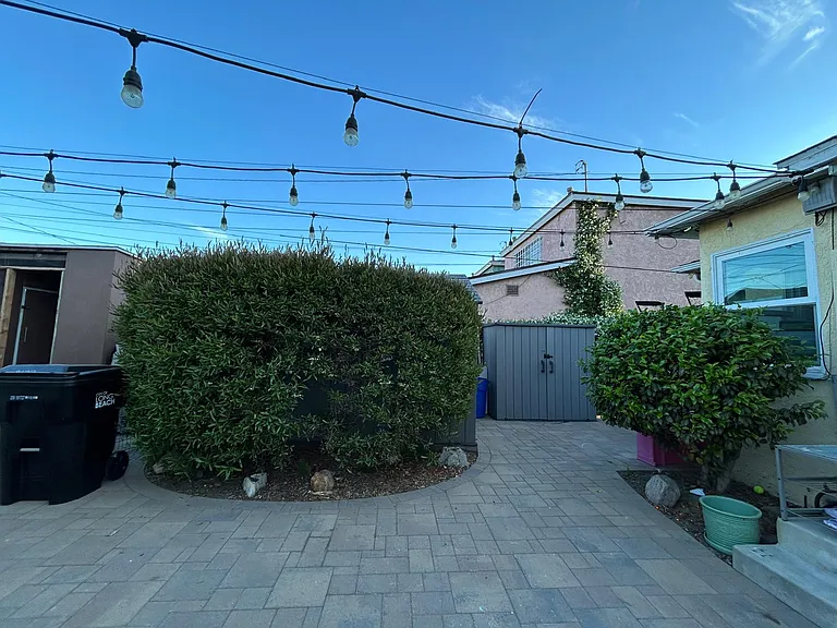 2190 Oregon Ave — Photo 40