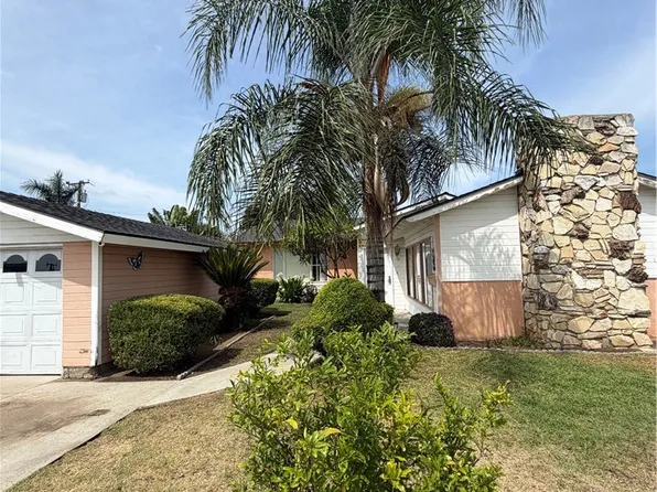1381 N Glenfinnan Ave, Covina, CA 91722