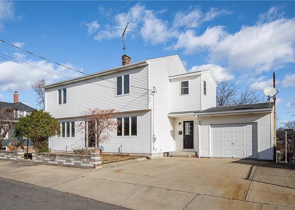28 Clifford St, Pawtucket, RI 02860 Zillow