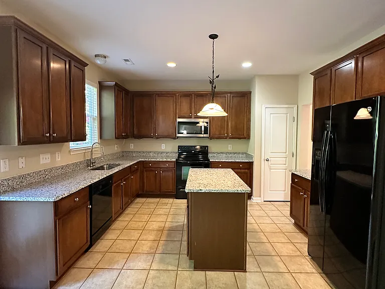 305 Cottesbrook Dr — Photo 5