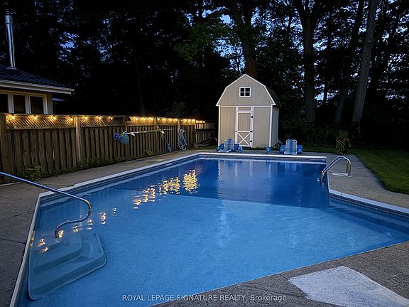 4th image of 40 Holmcrest Trl