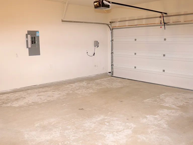 1436 Briar Hill Dr — Photo 17