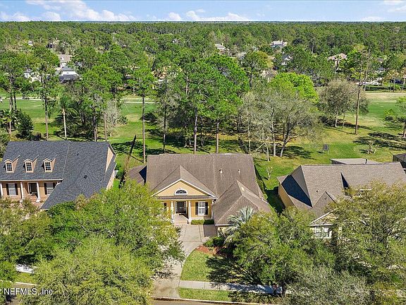 3rd image of 740 Eagle Point Dr
