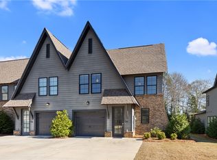 714 Cyprus Cove Dr, Auburn, AL 36830