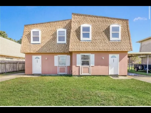 7043 Salem Dr, New Orleans, LA 70127