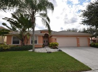 5544 Lake Shore Village Cir, Lake Worth, FL 33463