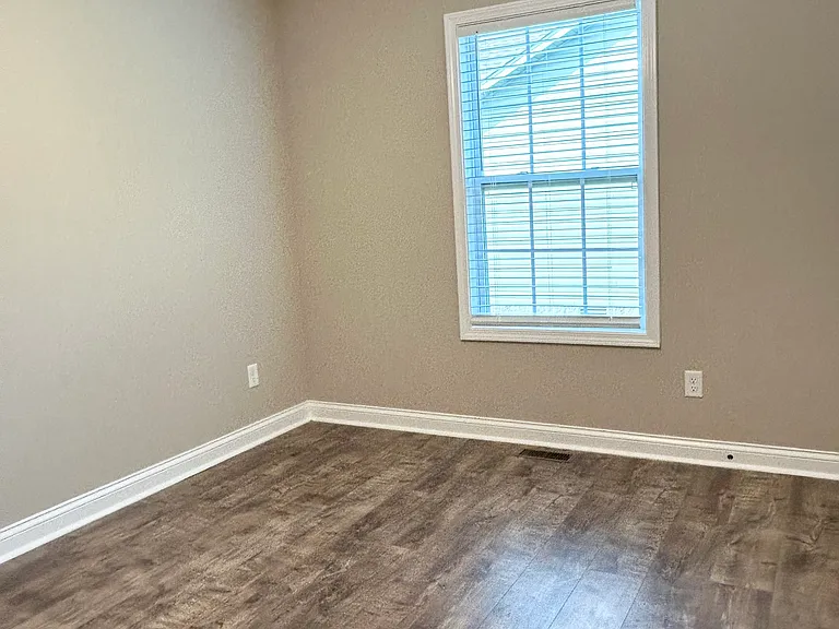 669 Northridge Dr — Photo 10