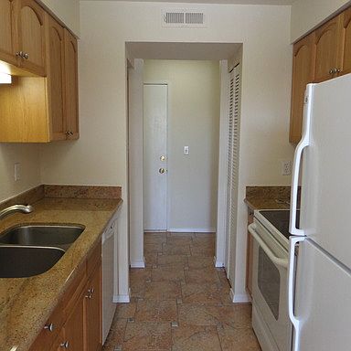 2nd image of 12525 NE 145th Pl APT F107