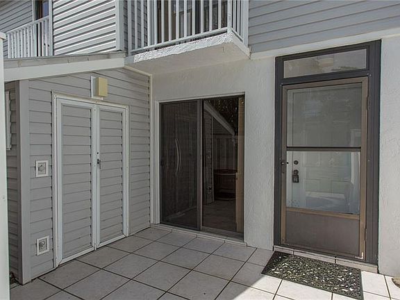 4th image of 18002 San Carlos Blvd APT 5