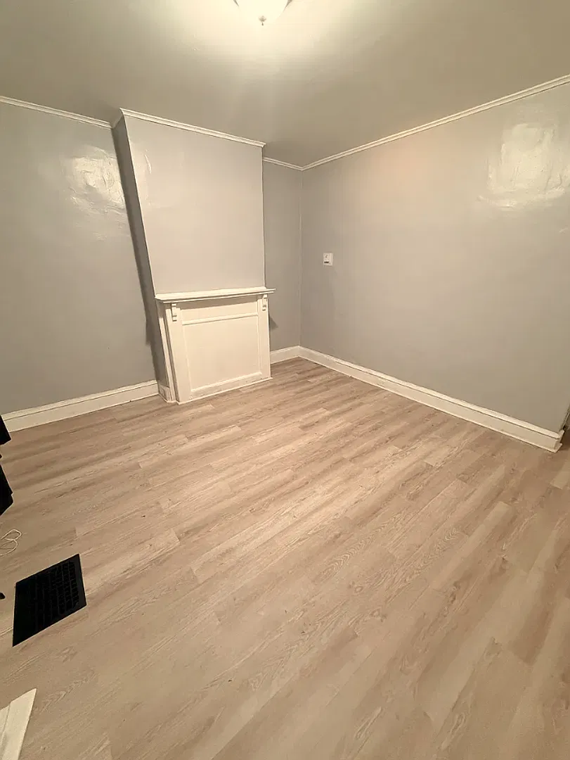 6132 Glenmore Ave., 2 bedrooms, 1 bathroom for $1,299/month — Photo 3