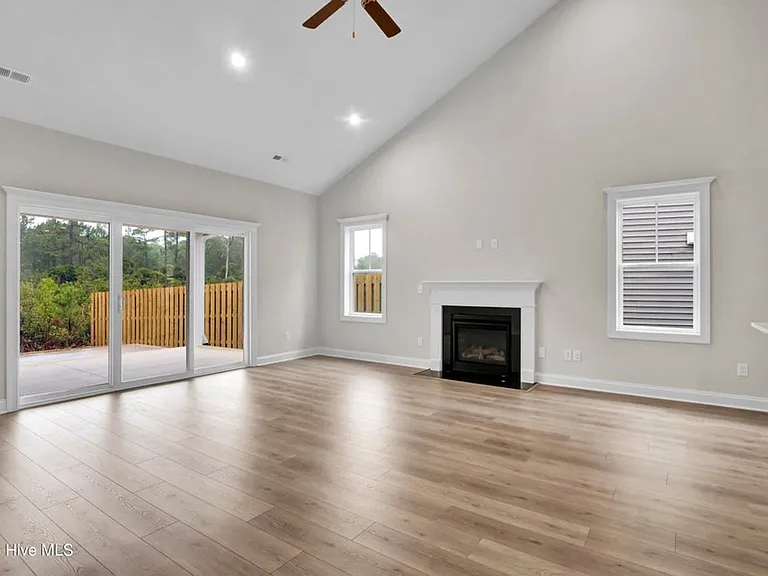 2772 Longleaf Pine Cir — Photo 4