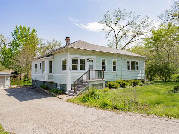 22W724 Saint Charles Rd, Glen Ellyn, IL 60137