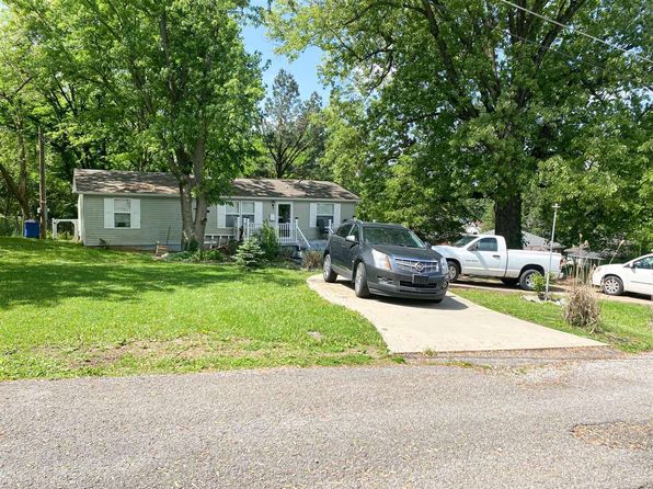 115 Jefferson St, Central City, KY 42330