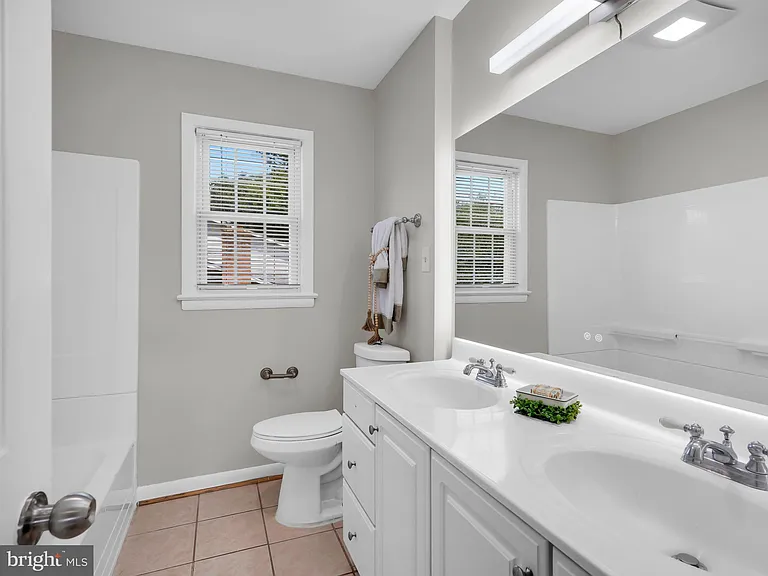 11700 Tifton Dr — Photo 12