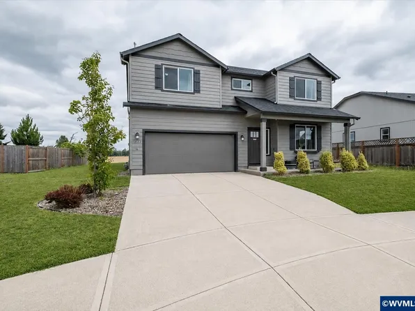 1323 Chukar St, Stayton, OR 97383