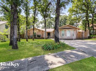 405 Lone Oak Cir, Euless, TX 76039