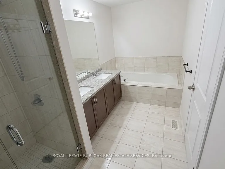 35 Pinot Cres — Photo 12