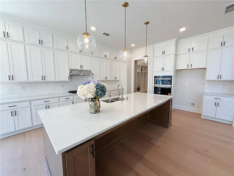 2450 Colliers Ln — Photo 22