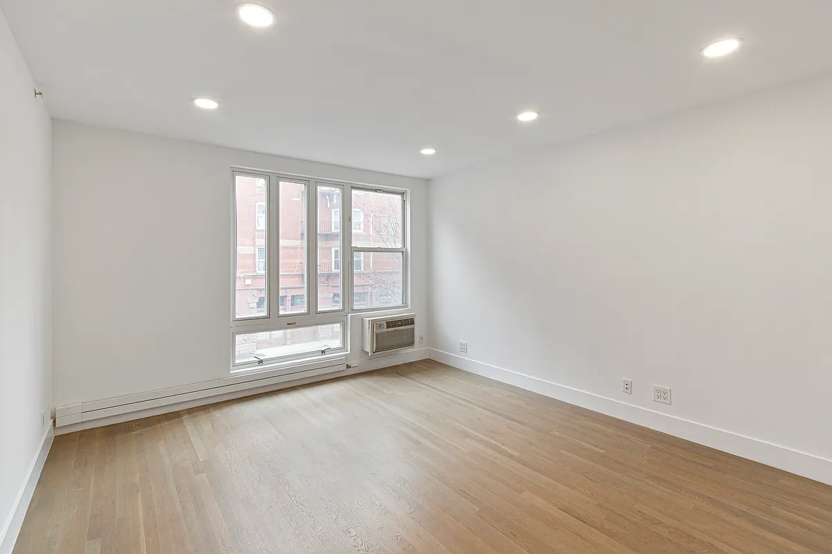 Building Photo - 149 Franklin St #2F