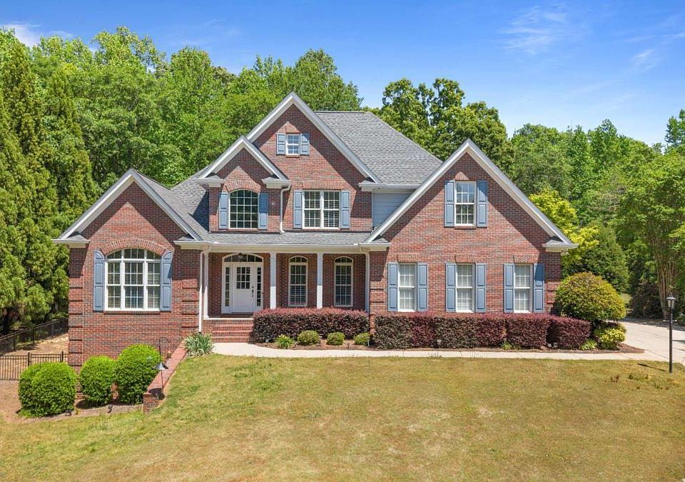 1st image of 1031 Founders Lake Dr