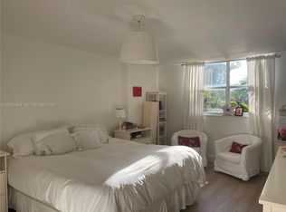 170 Ocean Lane Dr APT 305, Key Biscayne, FL 33149