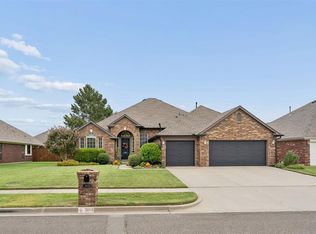 3813 Lorings Rd, Norman, OK 73072
