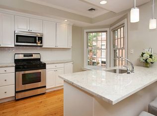 14 1/2 Mount Vernon St, Boston, MA 02129
