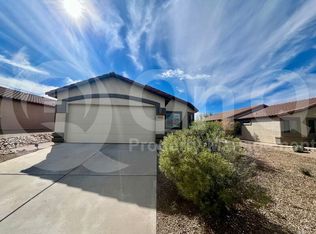 9138 S Whispering Pine Dr, Tucson, AZ 85756