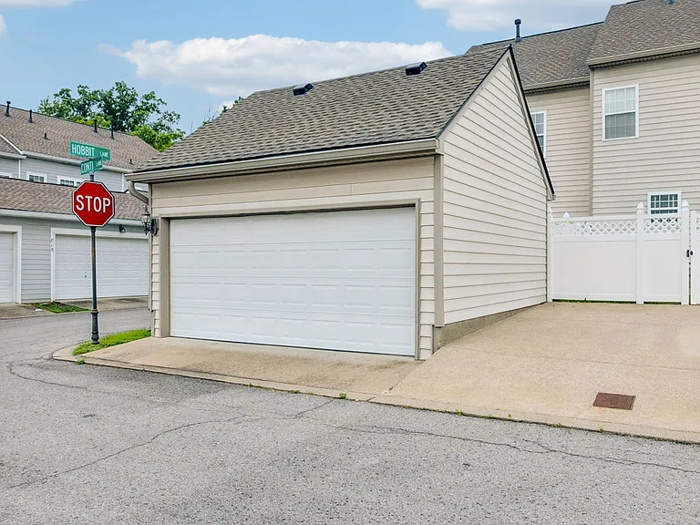 7855 Heaton Way — Photo 30