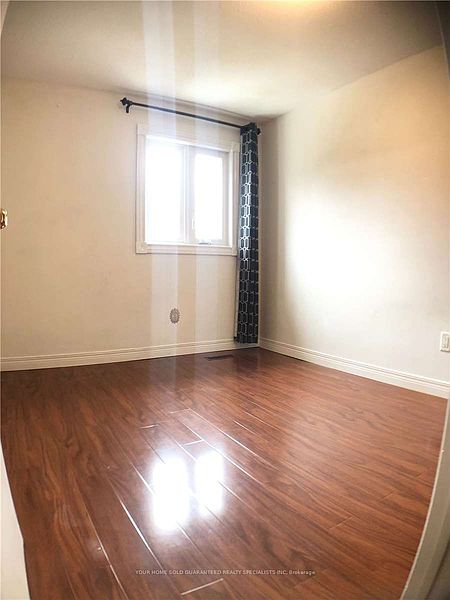 Toronto House for rent - 3 Bedrooms — photo 10