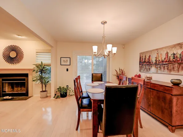 26 Atrium Way #2-6, Englishtown, NJ 07726